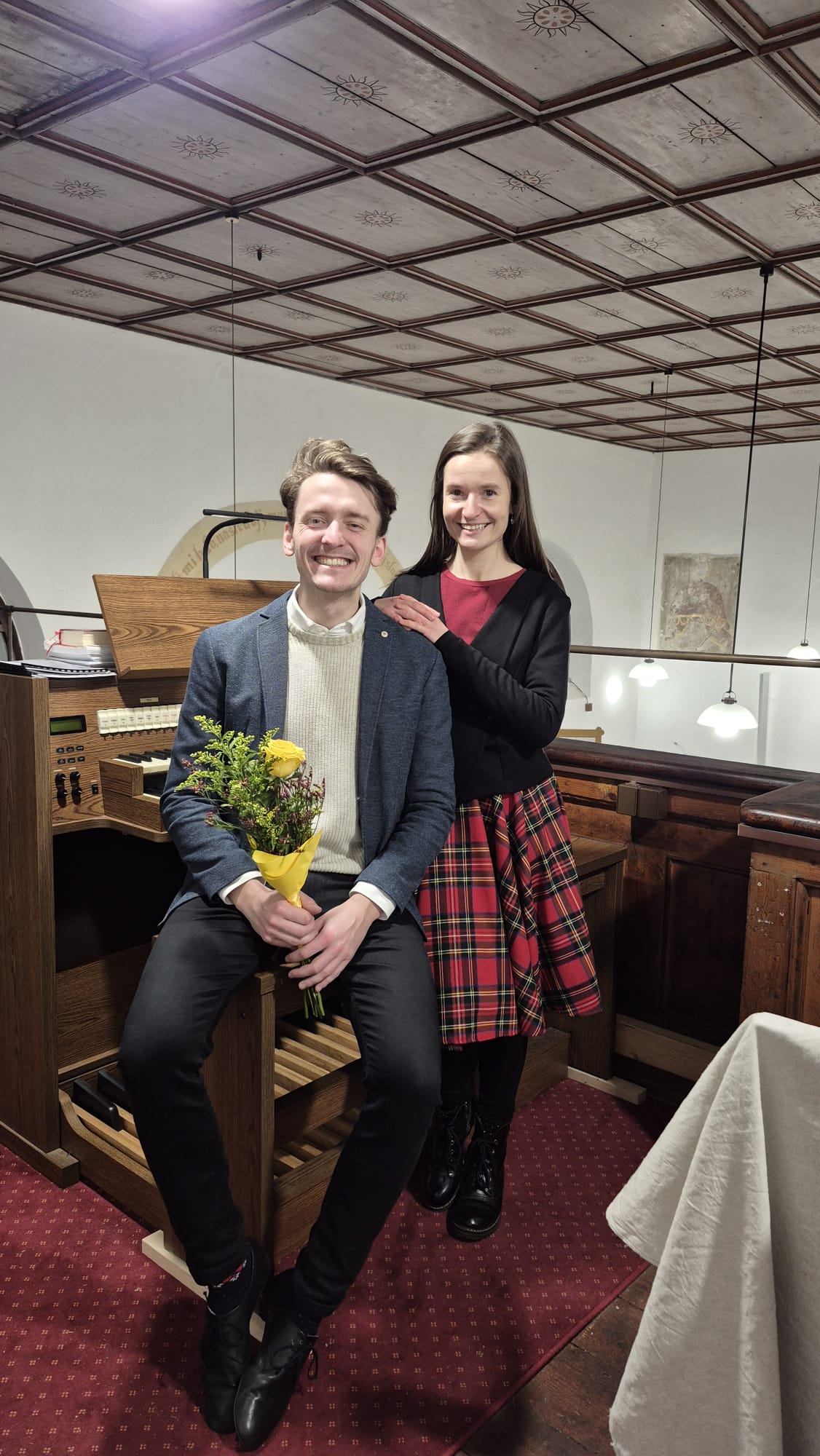 f8c35e5b-c0ab-409b-91f6-e54d17275b37